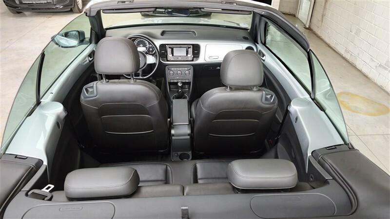 Volkswagen Maggiolino Cabrio 1.2 TSI Design !!! KM 76.800 !!!