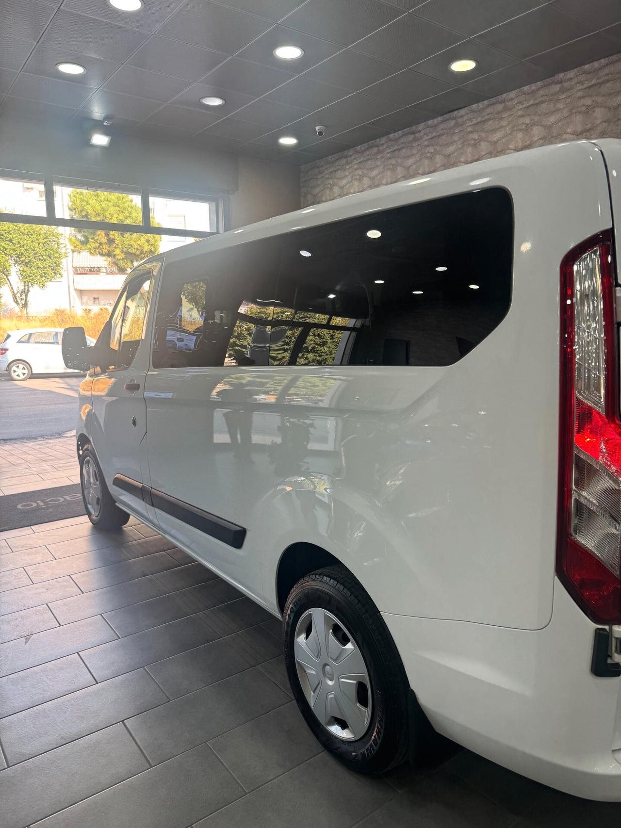 Ford Transit Custom 320 2.0 EcoBlue 130cv PC Combi Trend - 9 posti