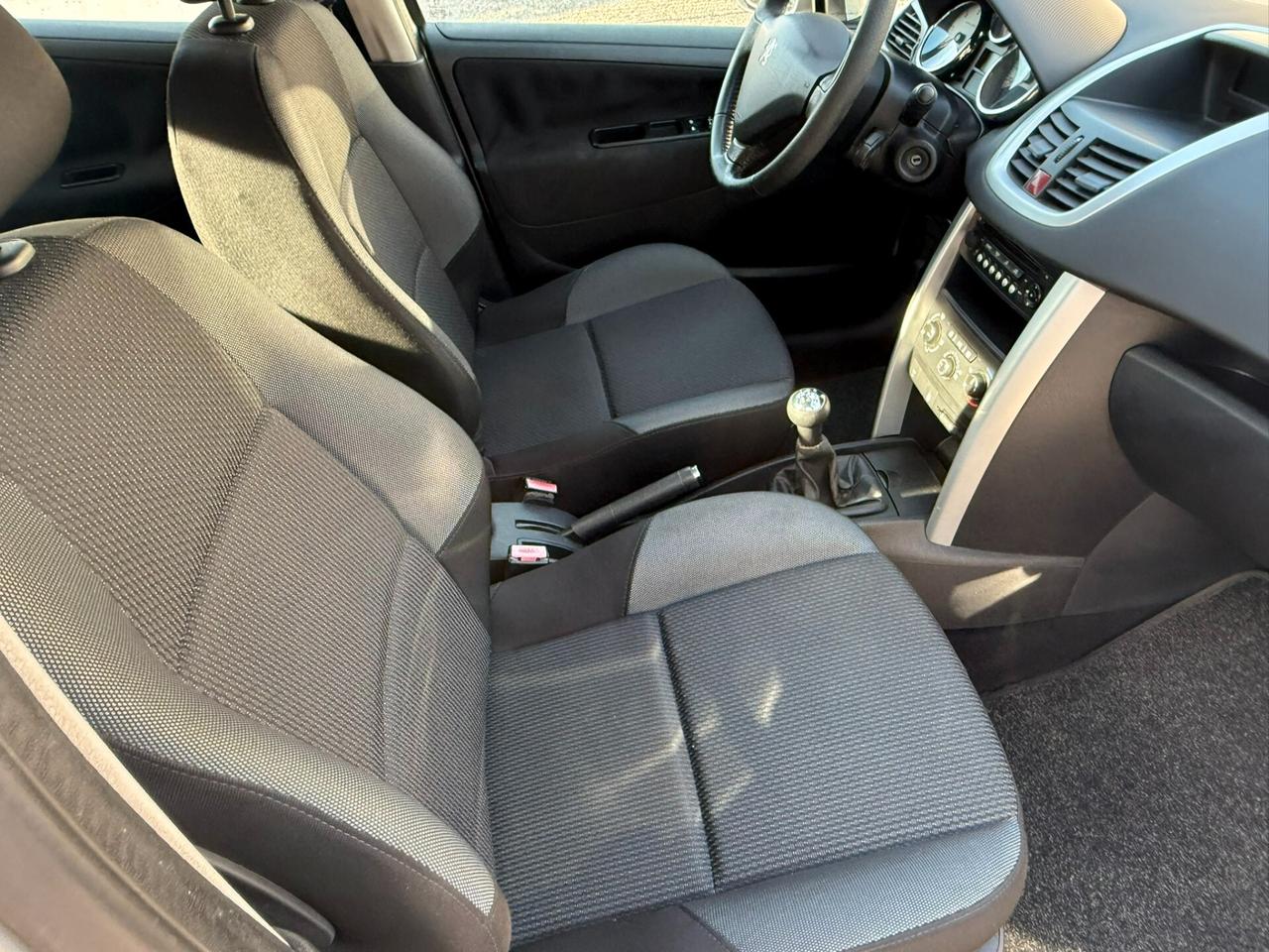 Peugeot 207 5p 1.4 hdi 8v energie 70cv