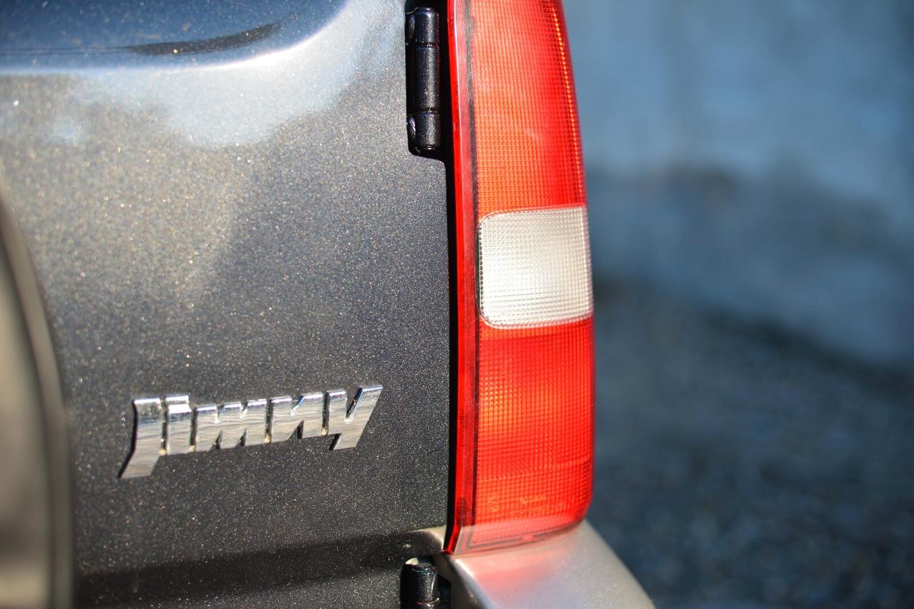 Suzuki Jimny 1.3i 16V cat 4WD JLX