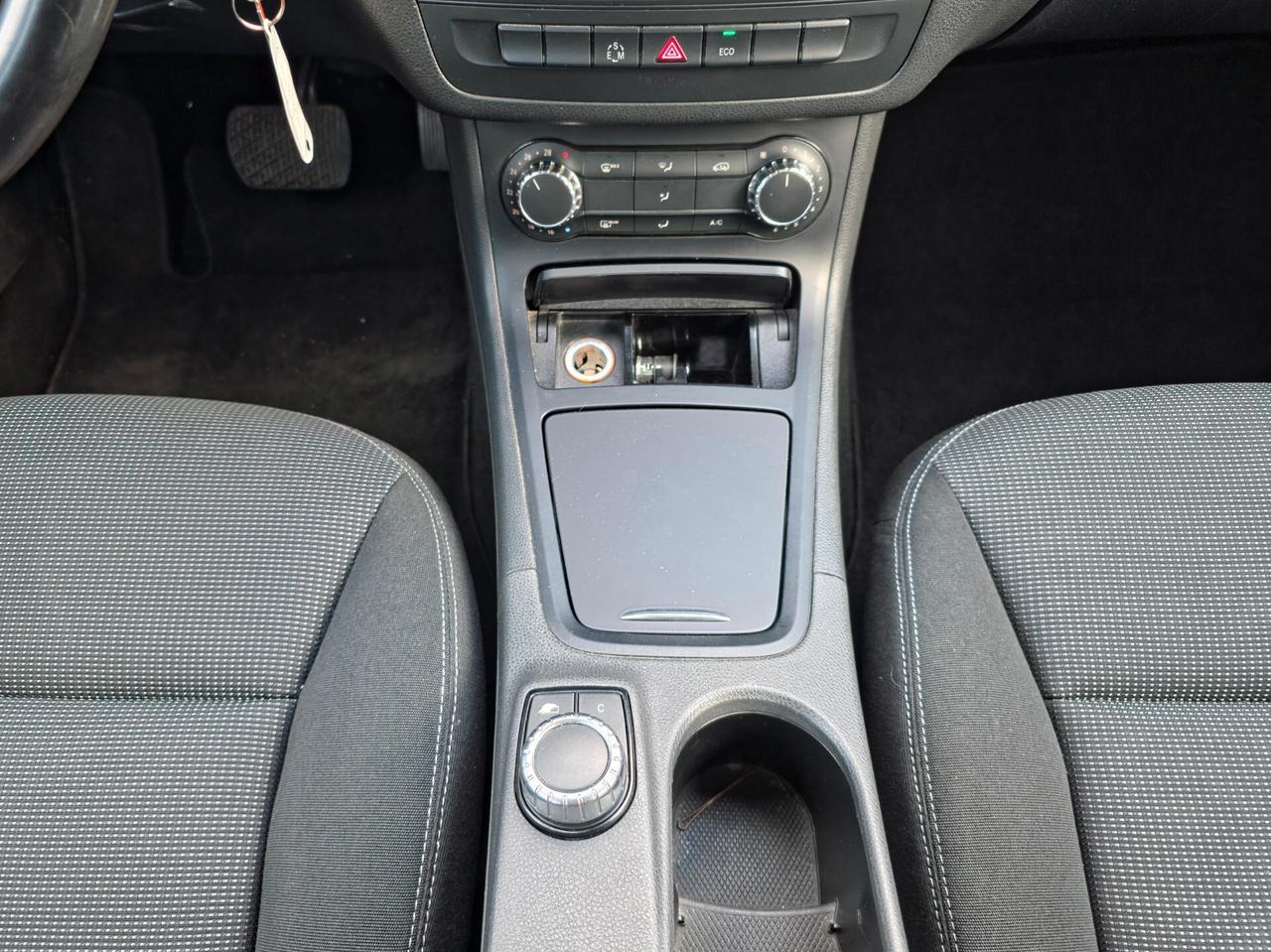 Mercedes-benz B 180 CDI Automatic Premium 2013-E5B Automatico NEO