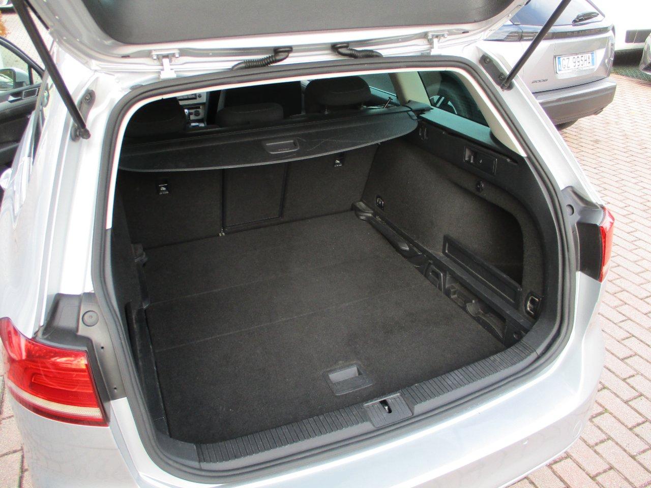 Volkswagen Passat Variant 2.0 tdi Business 150cv dsg NAVI/ACC/SediliRisc