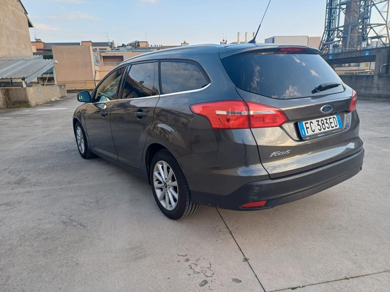 Ford Focus 1.5 TDCi 120 E6 TITANIUM