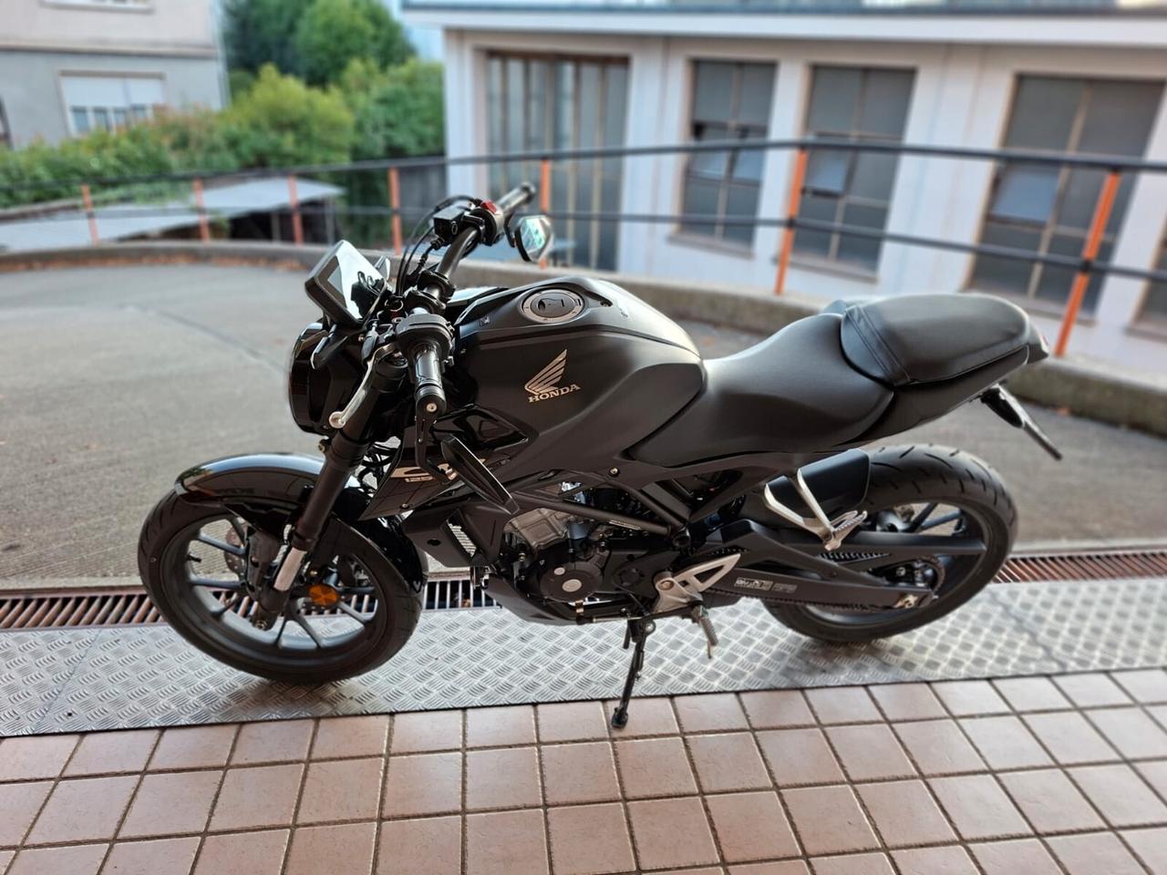 Honda CB 125 R my 26