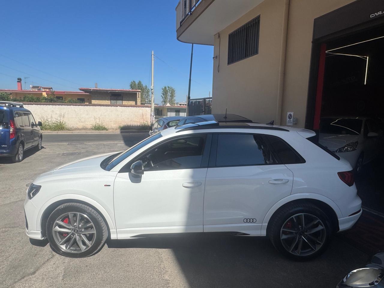 Audi Q3 35 TDI S tronic line edition tetto apribile