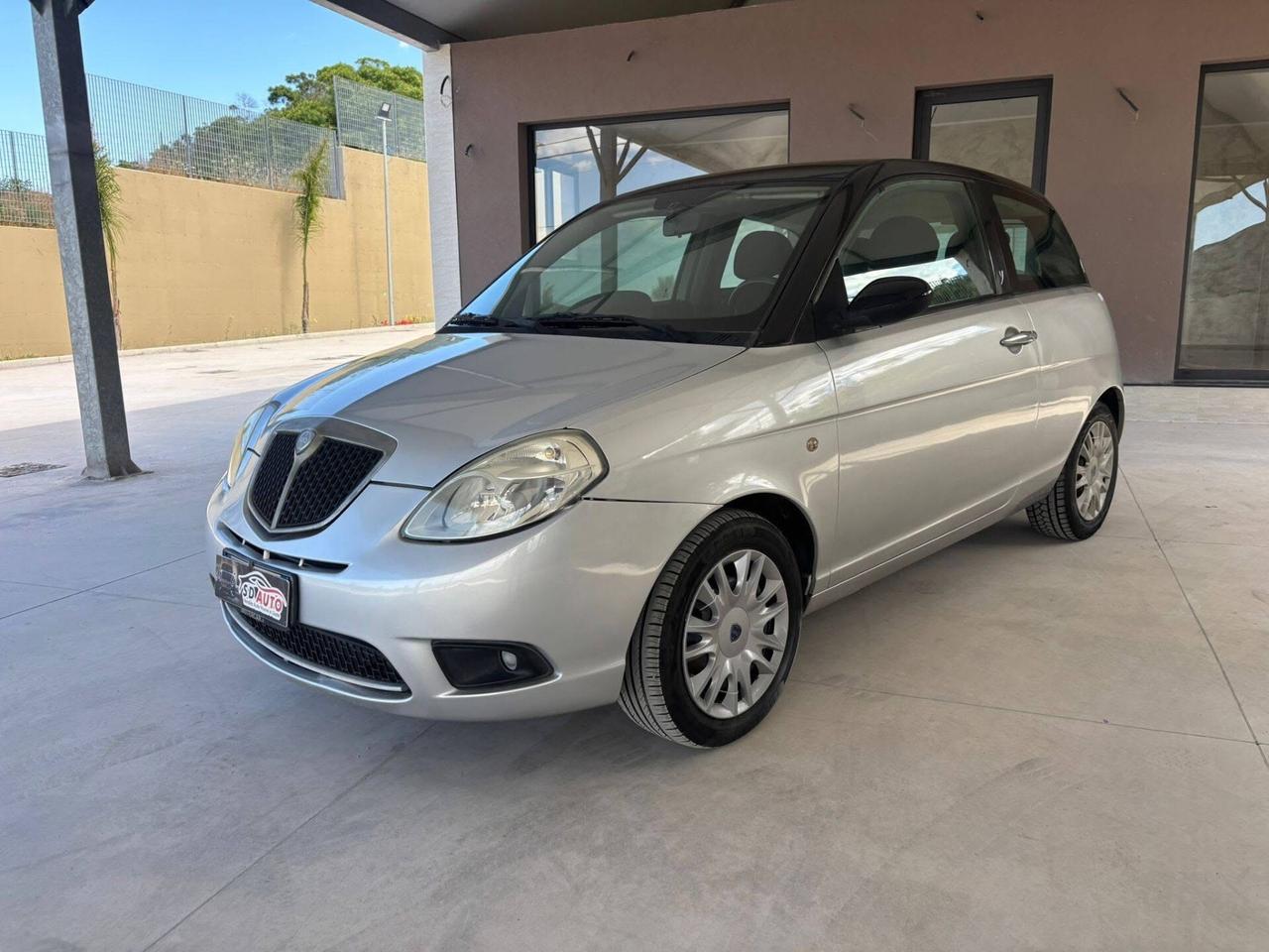 Lancia Ypsilon 1.2 70 Cv \!|!