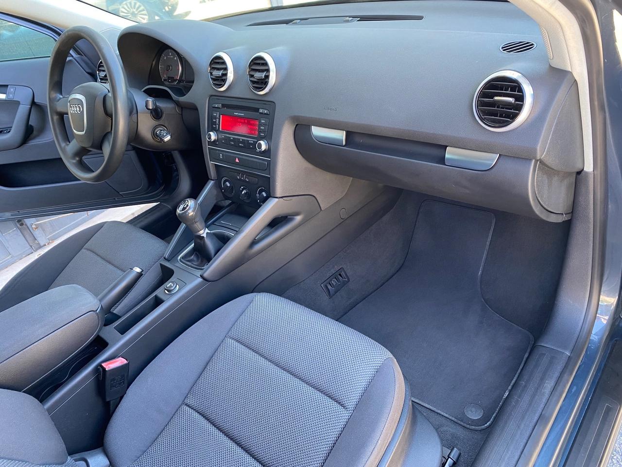 Audi A3 1.6 TDI 90cv - 2011