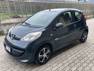 Peugeot 107 1.0 68CV 3p. Sweet Years