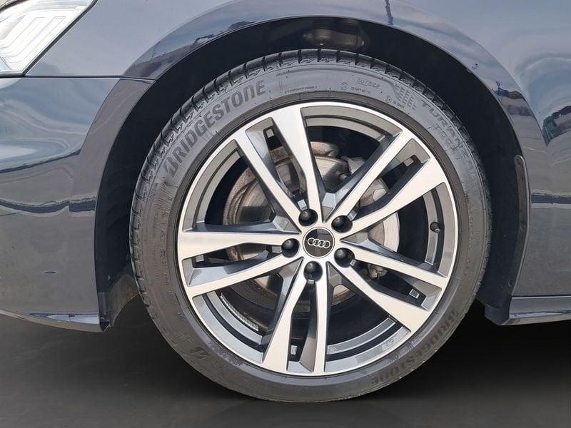 Audi A6 A6 Avant 40 2.0 TDI quattro ultra S tronic S line edition