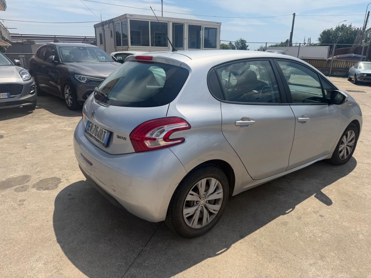 Peugeot 208 1.6 e-HDi 115 CV Stop&Start 5 porte Allure
