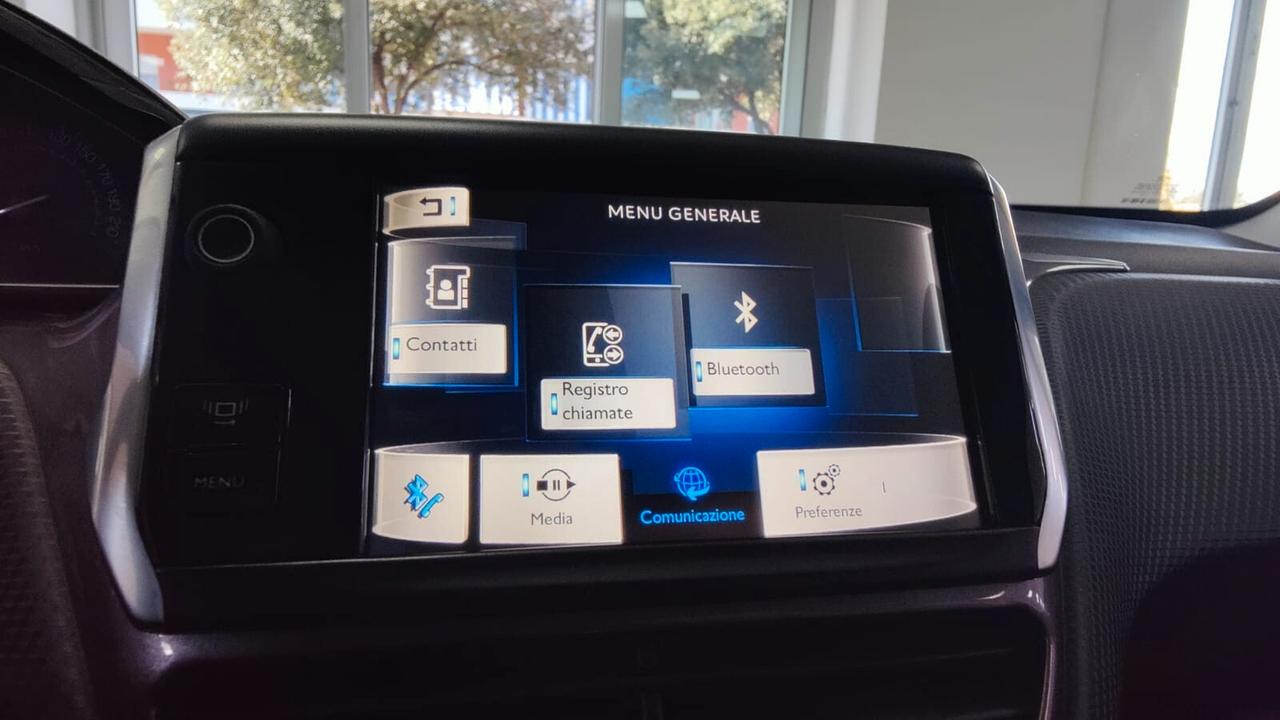 Peugeot 2008 1.2 VTi 82CV Active