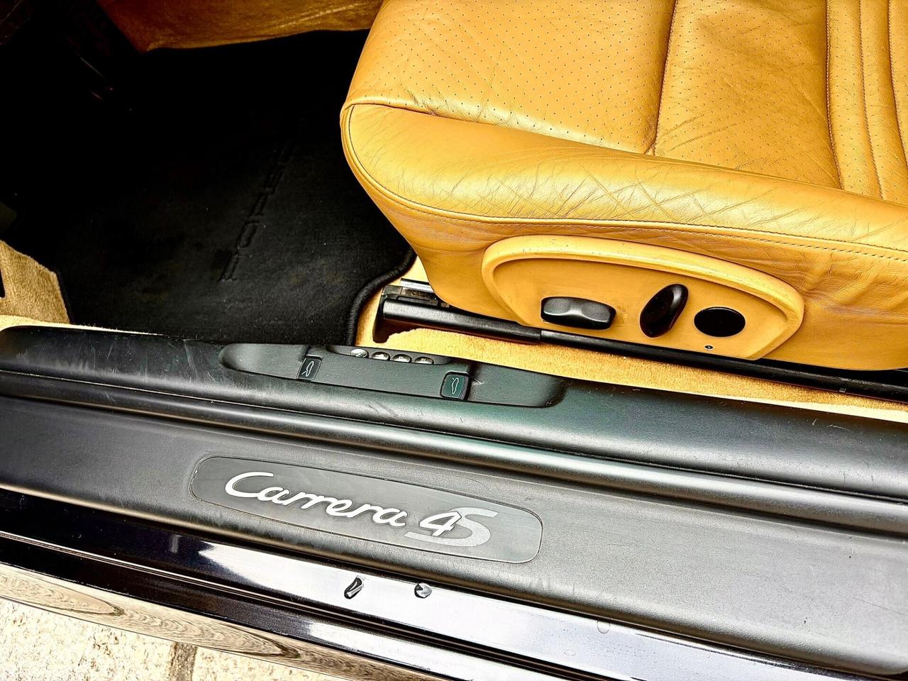 Porsche 996 4S TETTO ASI POCHI KM