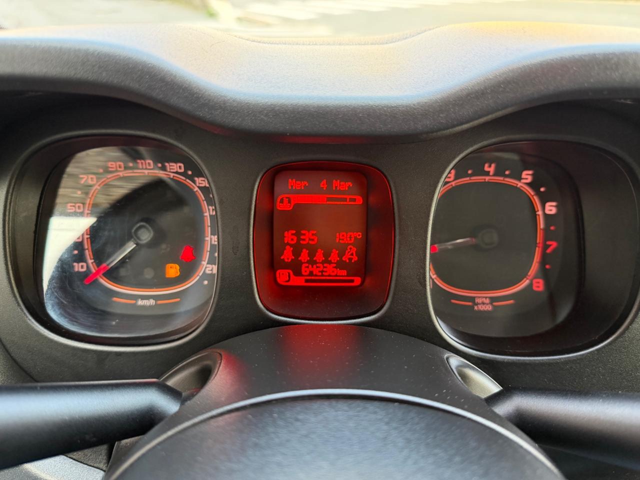 FIAT PANDA 1.2 NEOPATENTATI KM 64 MILA !!!