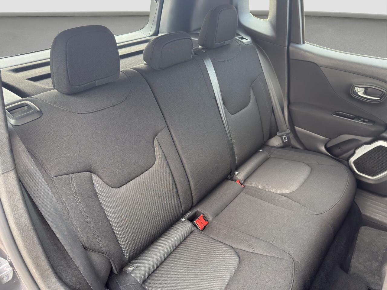 Jeep Renegade 1.6 Mjt Sport