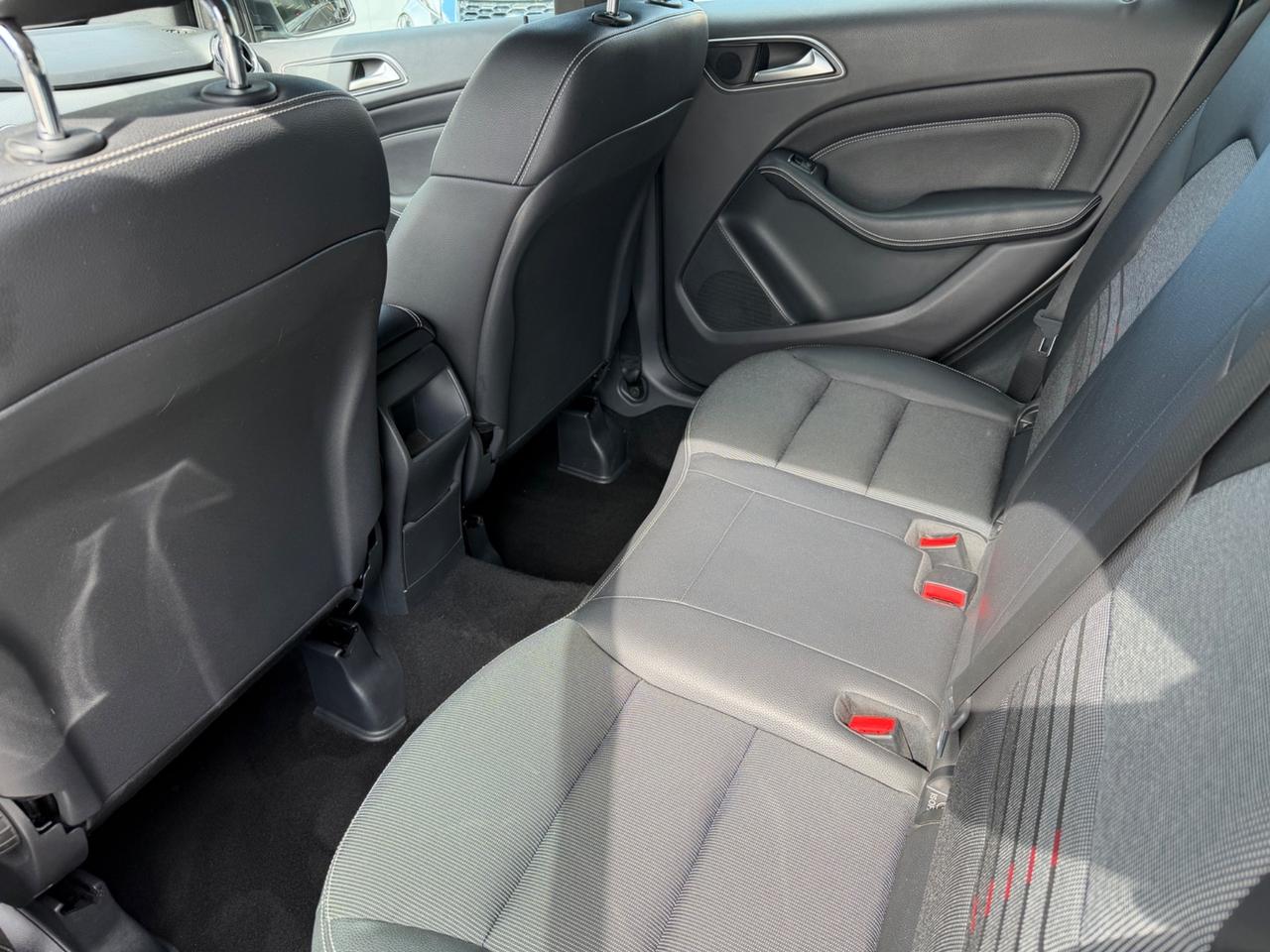 Mercedes-benz B 180 d Sport
