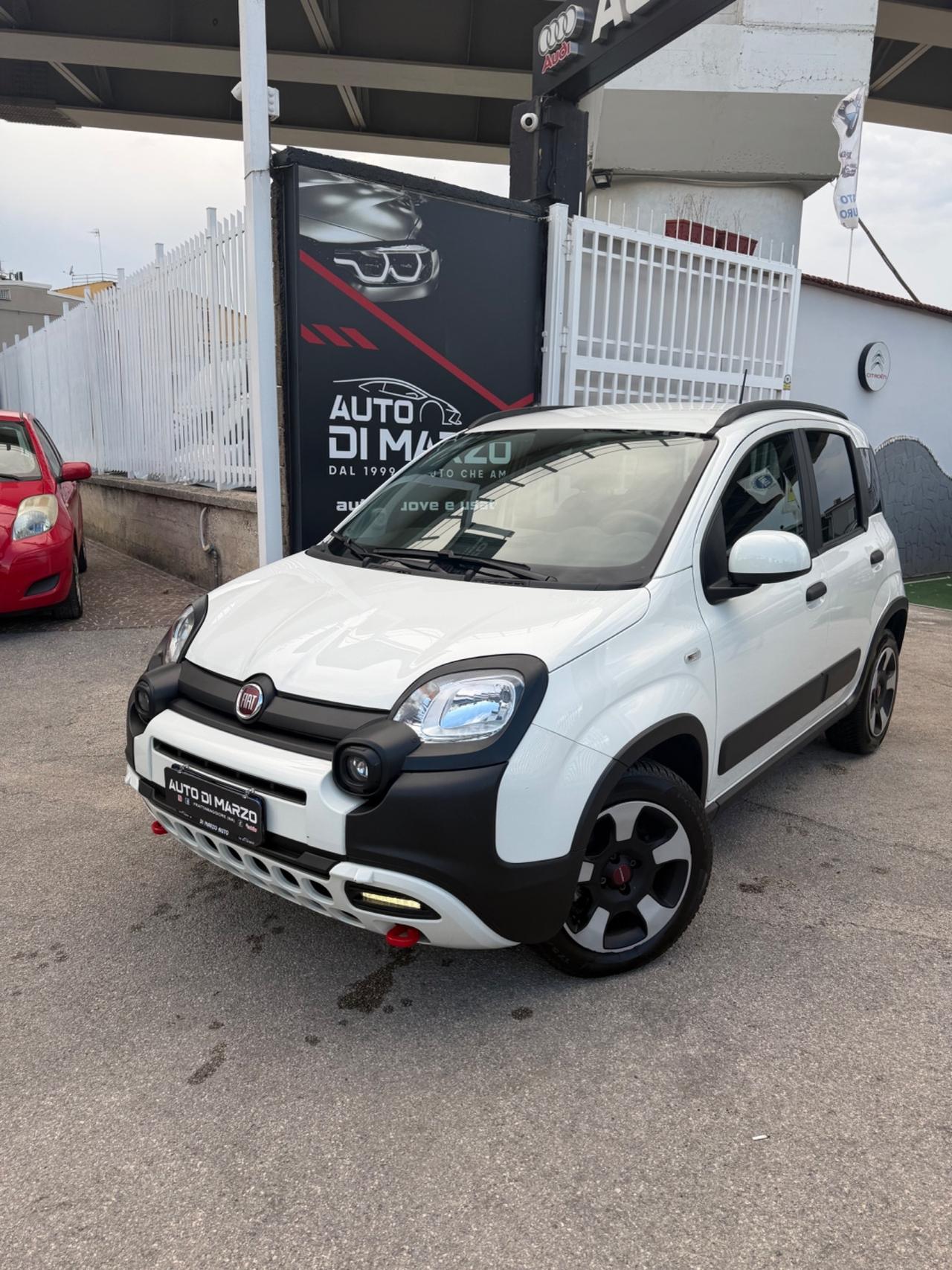 Fiat Panda Cross 1.0 FireFly S&S Hybrid