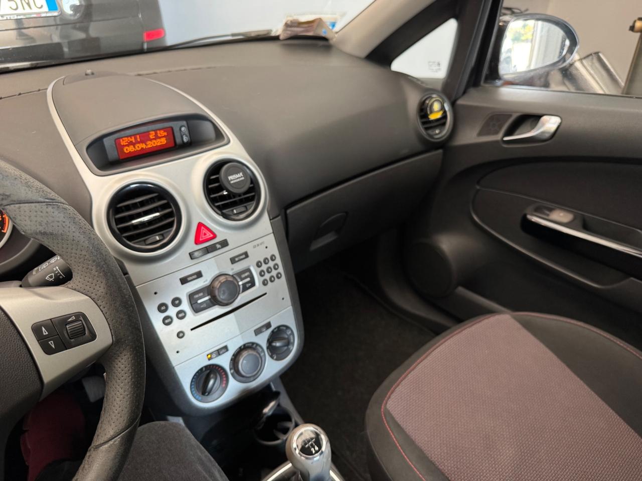 Opel Corsa 1.2 3 porte Sport