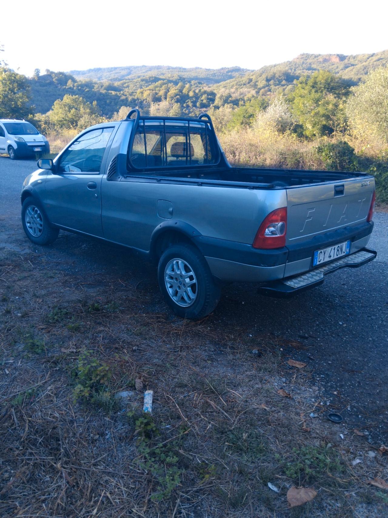 Fiat Strada 1.9 JTD Pick-up