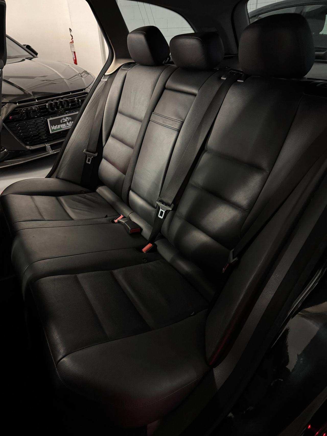 Mercedes-Benz C 220 CDI 2.2cc 170cv Automatica Bluetooth Navigatore