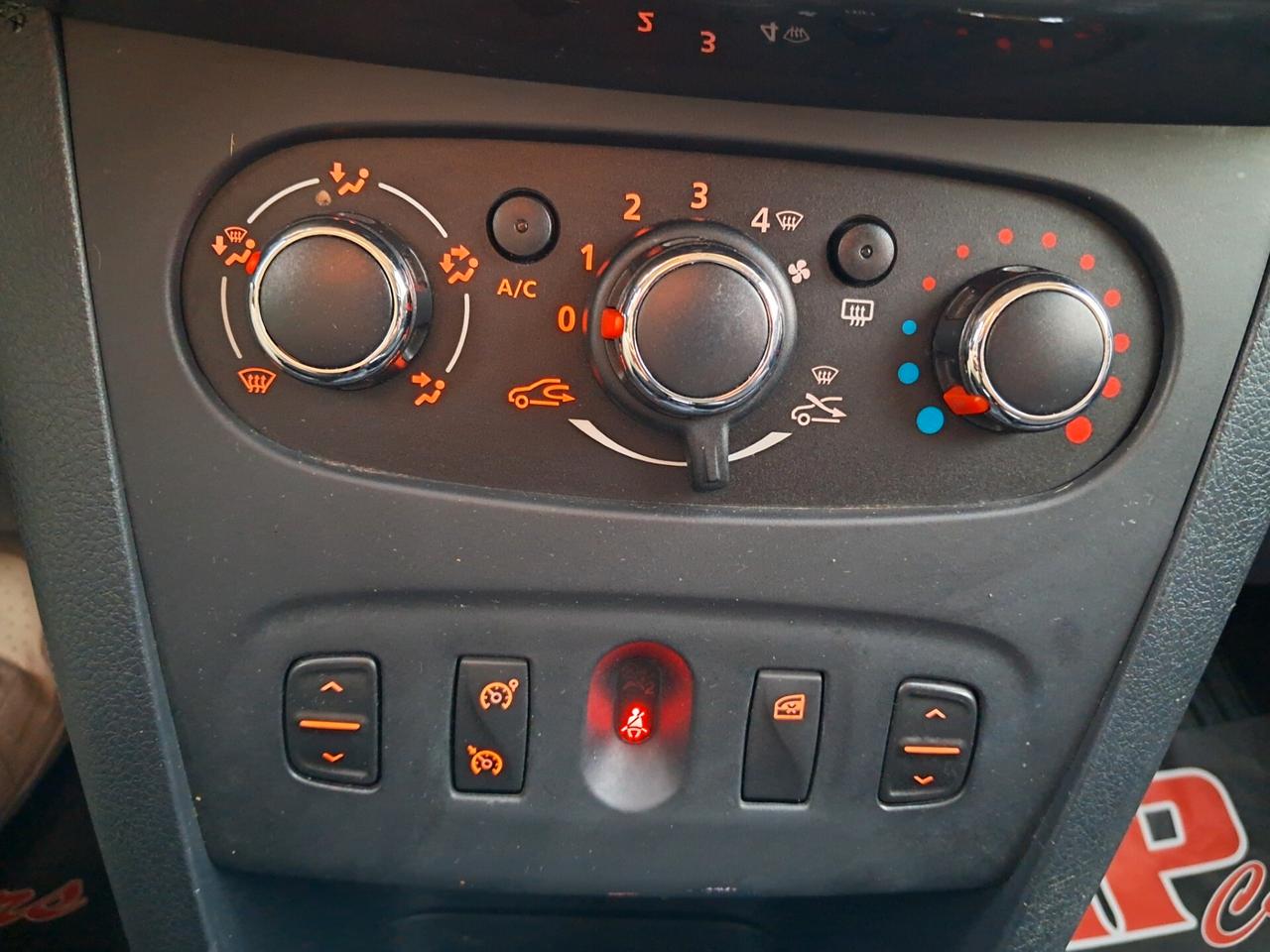 Sandero Stepway 1.5 dCi 90CV Automatica *NAVY-CRUISE*