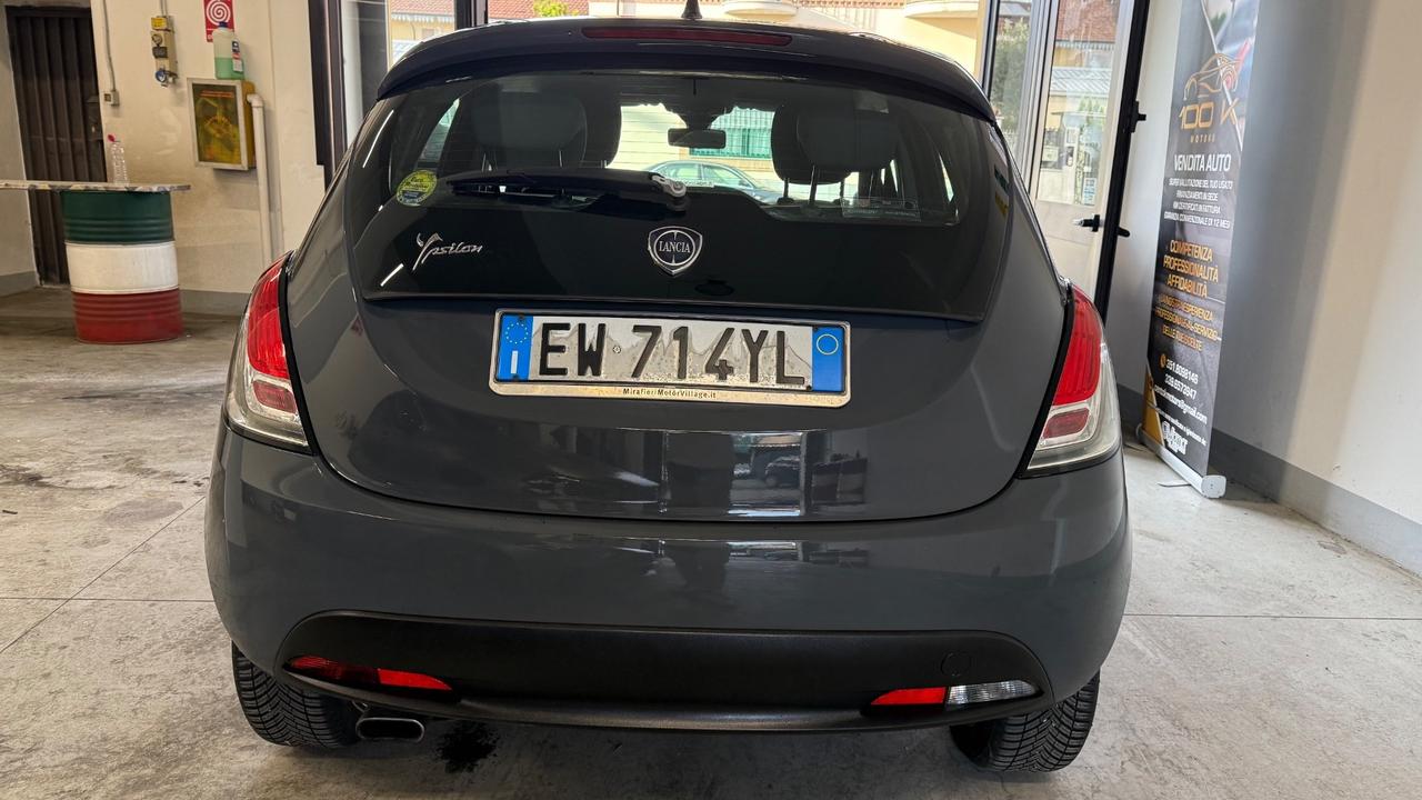 Lancia Ypsilon 1.2 69 CV 5 porte GPL Ecochic Gold