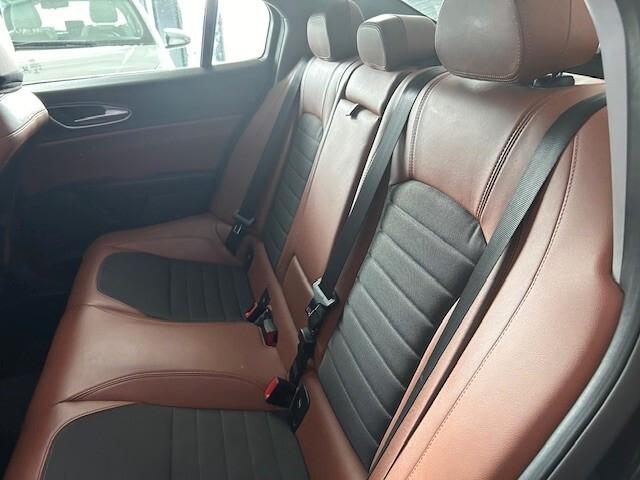 Alfa Romeo Giulia 2.2 Turbodiesel 180 CV Super