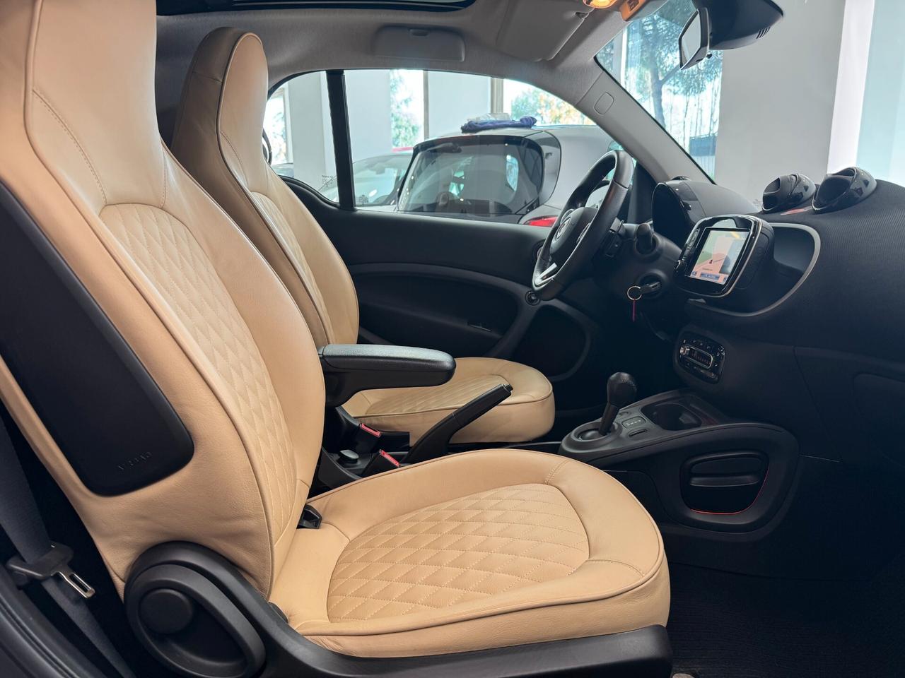 Smart ForTwo 70 1.0 twinamic Superpassion-FULL OPTIONAL-INTERNI PELLE-ITALIANA
