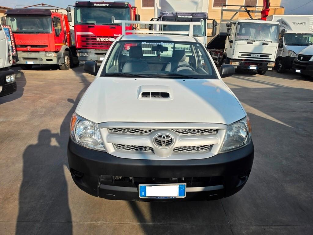 Toyota Hilux 2.5 D-4D 2WD 2p. Pick-up