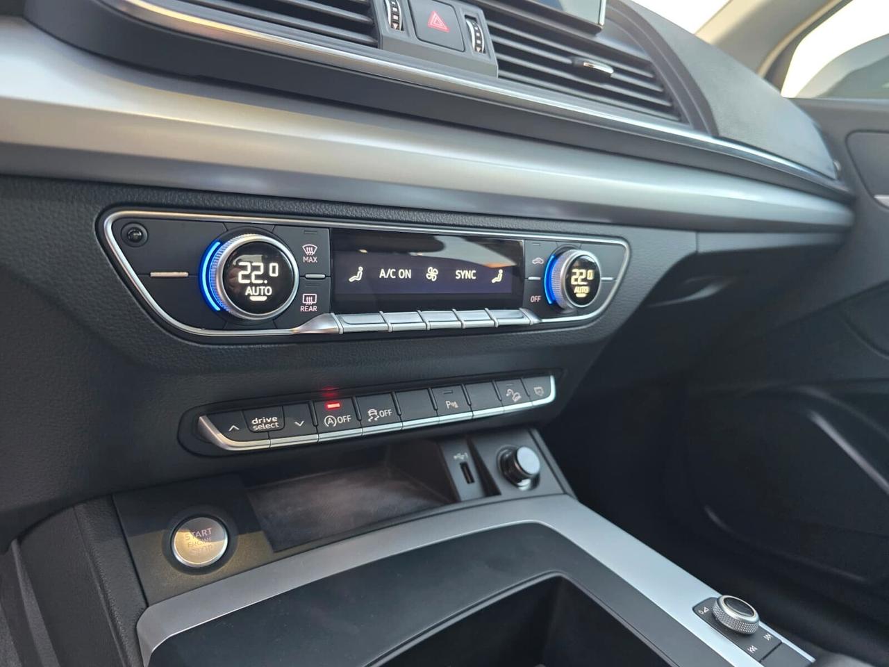 Audi Q5 35 TDI S tronic Business