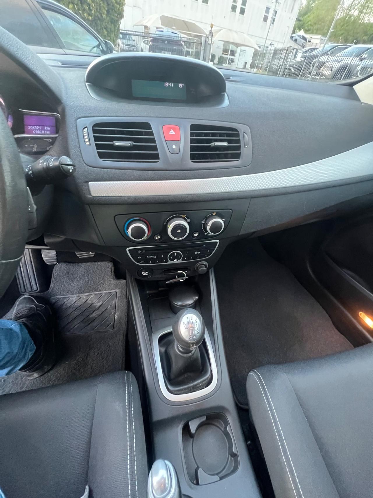 Renault Megane Mégane 1.9 dCi 130CV SporTour Dynamique