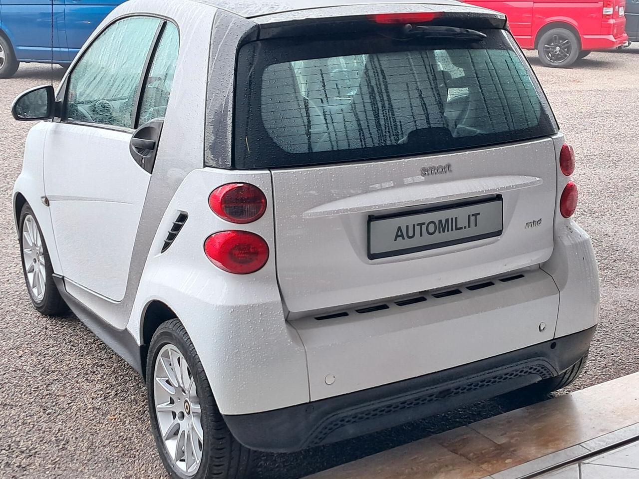 Smart ForTwo 1000 45 kW MHD coupé pure Neopatentati