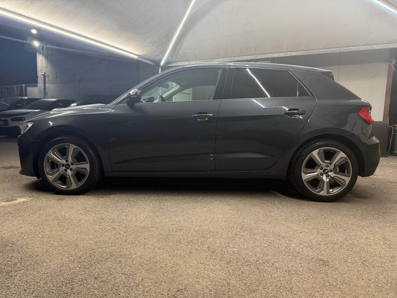 Audi A1 SPB 35 TFSI S tronic Identity Black