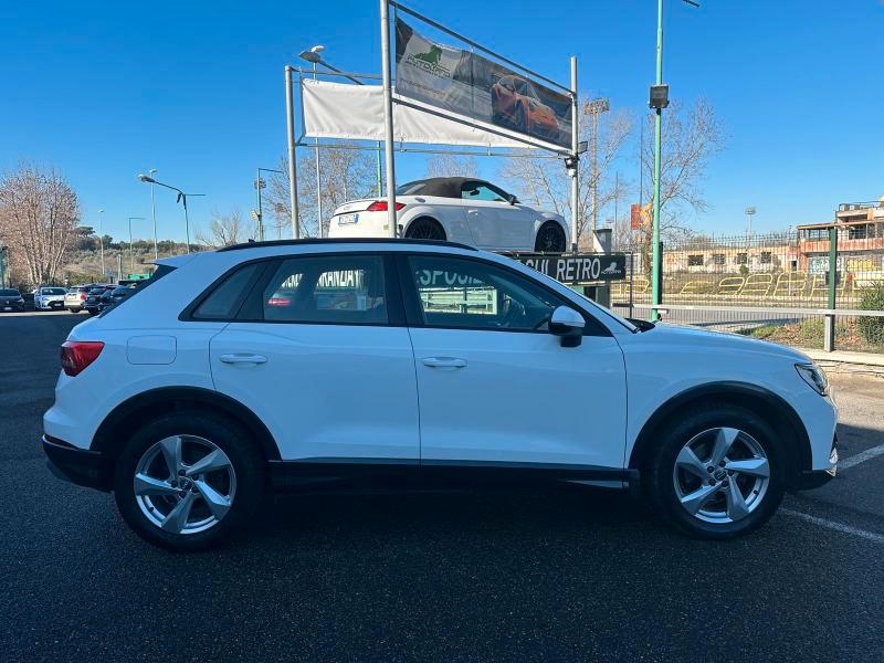 Audi Q3 35 1.5 tfsi Business Advanced