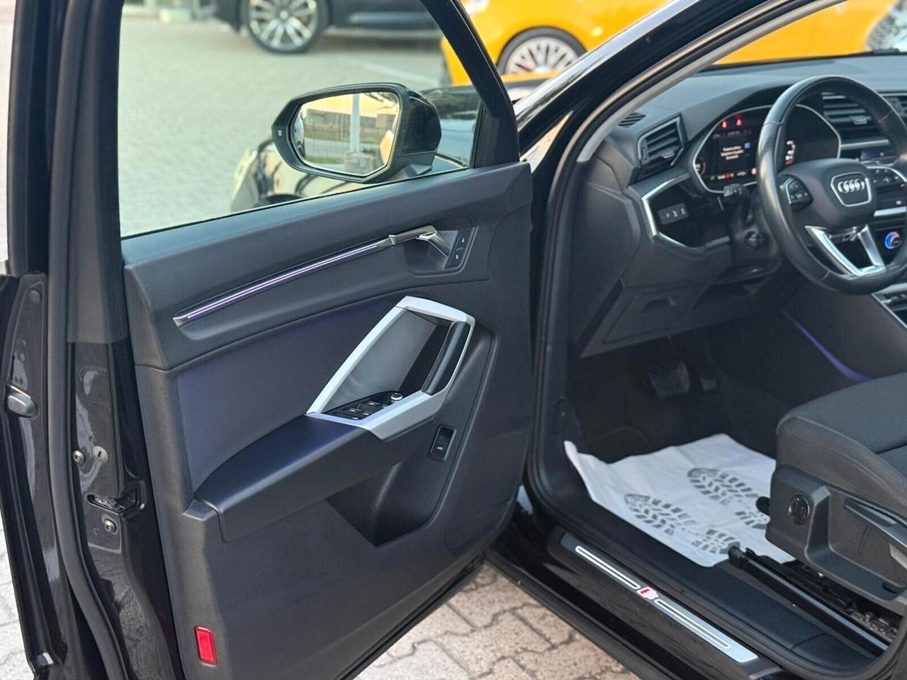 Audi Q3 SPB 35 TDI S Line Edition *Tetto*Ambient Led