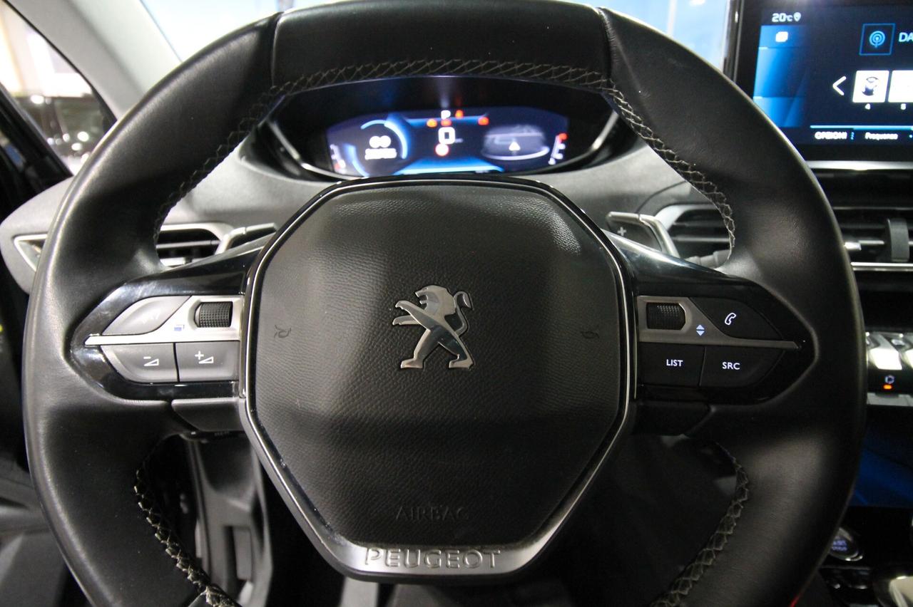 PEUGEOT 5008 1.5 130 CV ALLURE