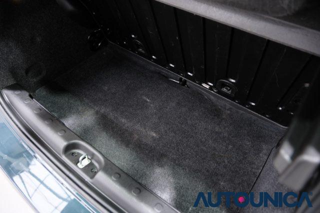 FIAT Panda CROSS 1.0 FIREFLY S&S HYBRID GARMIN NEOPATENTATI