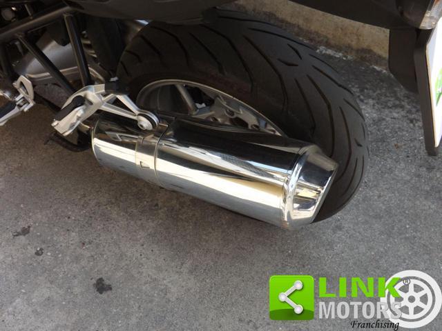 BMW R 1200 R anno 2008 con valigie laterali BMW originali