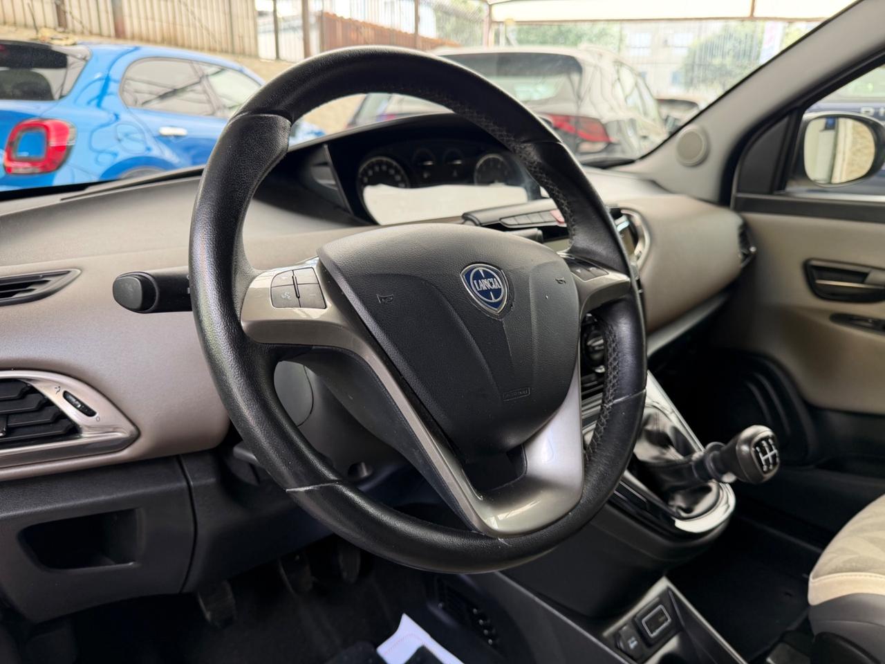 Lancia Ypsilon 2018 1.2 benzina 70000KM