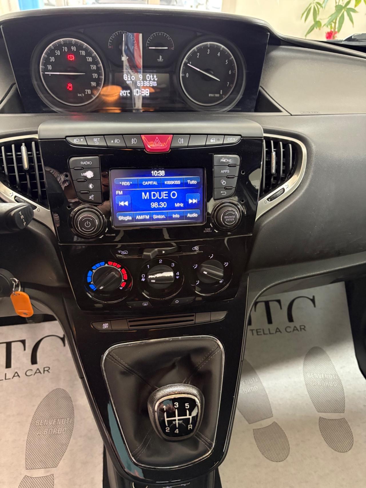 Lancia Ypsilon 1.2 69 CV Silver