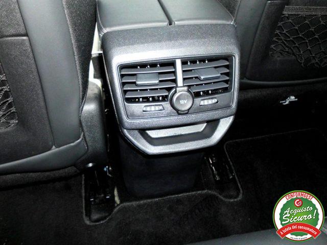 PEUGEOT 3008 BlueHDi 130 S&S Allure