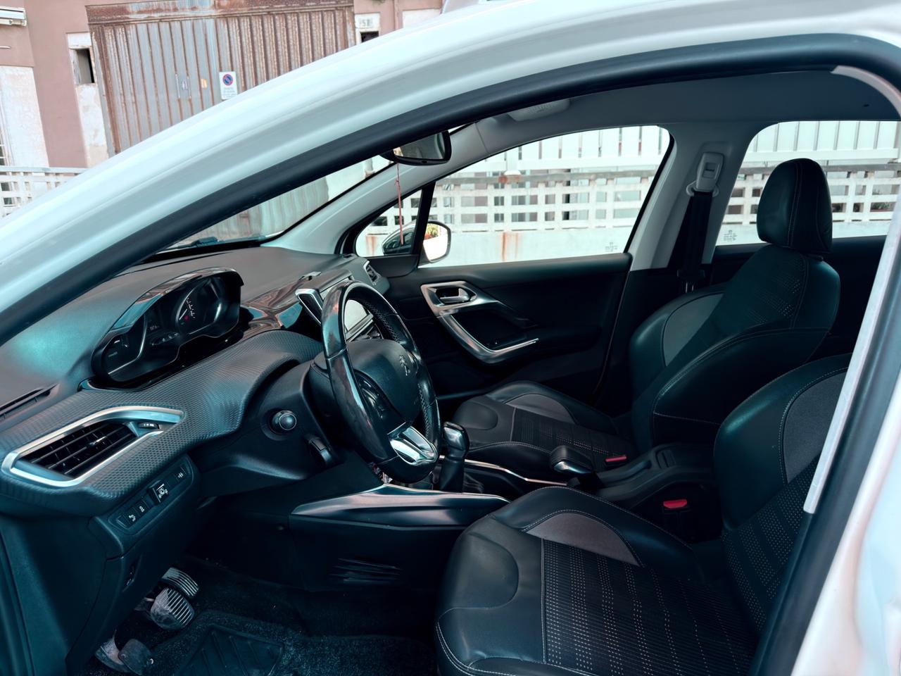 Peugeot 2008 PureTech 82 Allure