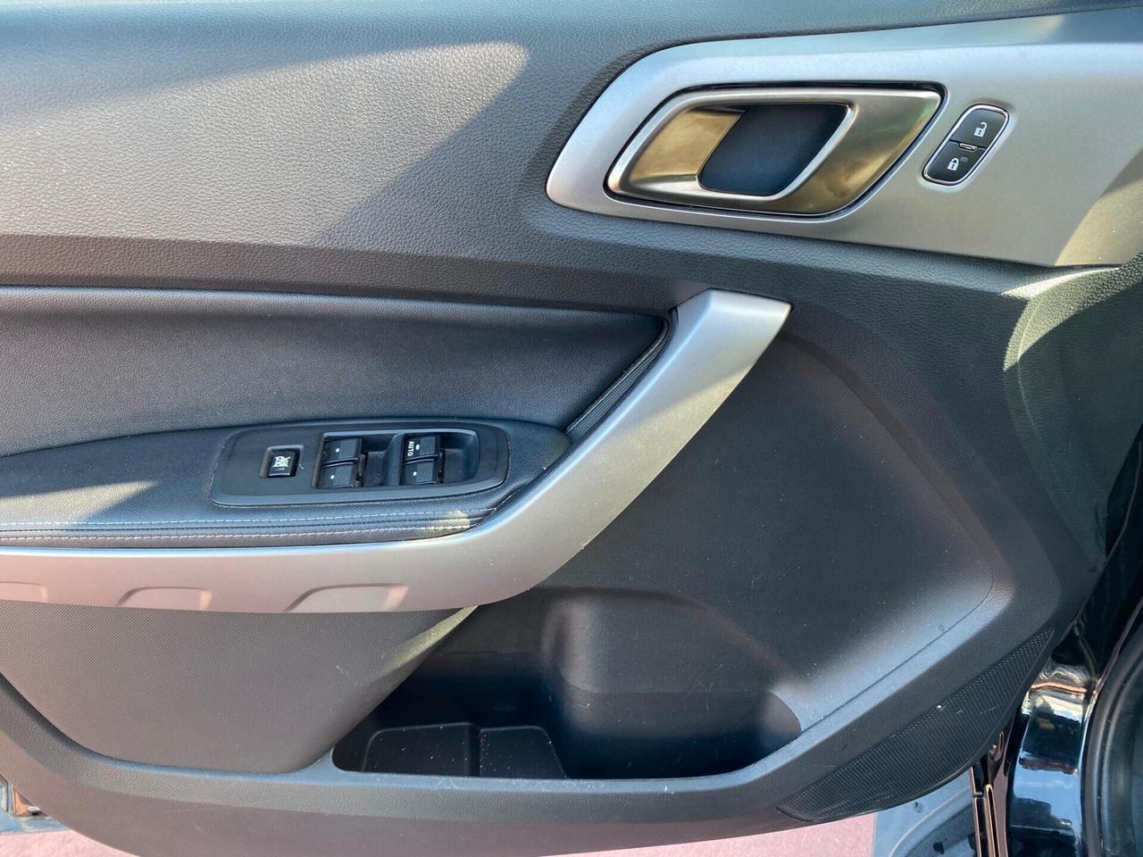 Ford Ranger 2.0 TDCi aut. 213CV DC Limited 5 posti