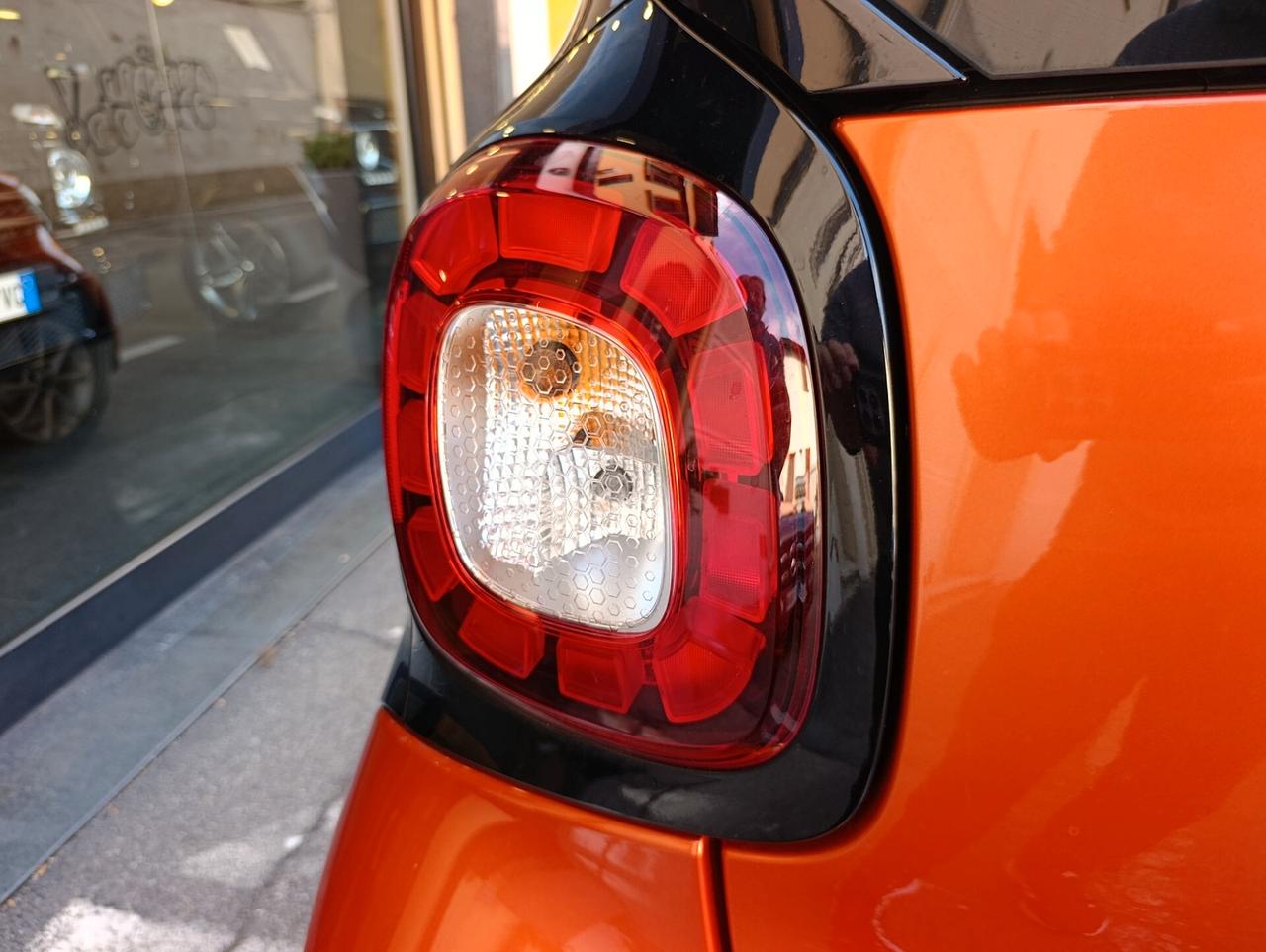 Smart ForTwo 70 1.0 twinamic Passion km 41,772 certificati