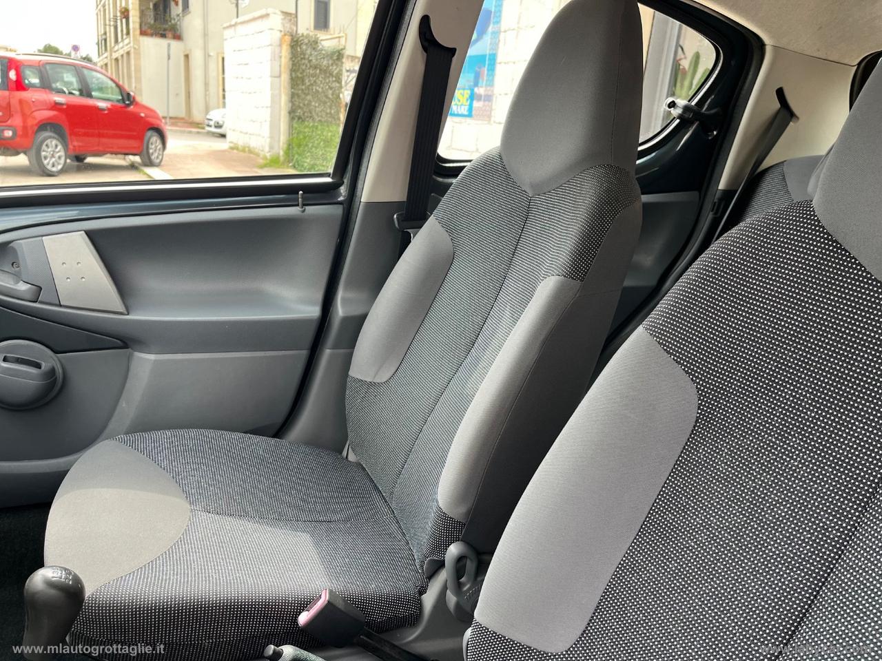 PEUGEOT 107 1.0 68 CV 5p. Urban Move