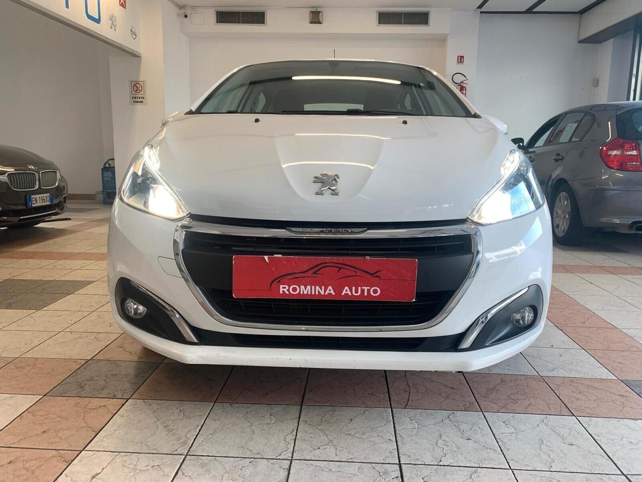 Peugeot 208 PureTech 82 5 porte Allure