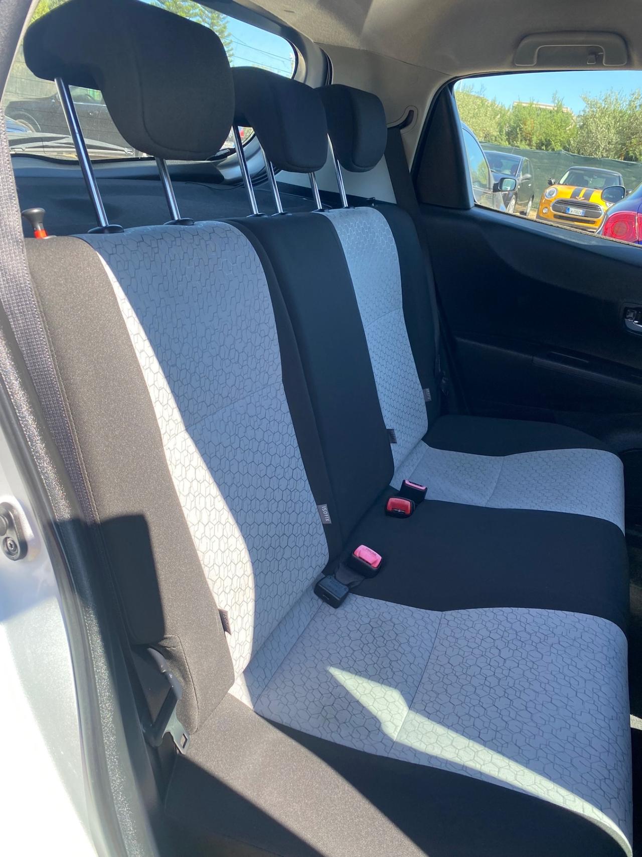 Toyota Yaris 1.0 5 porte Lounge