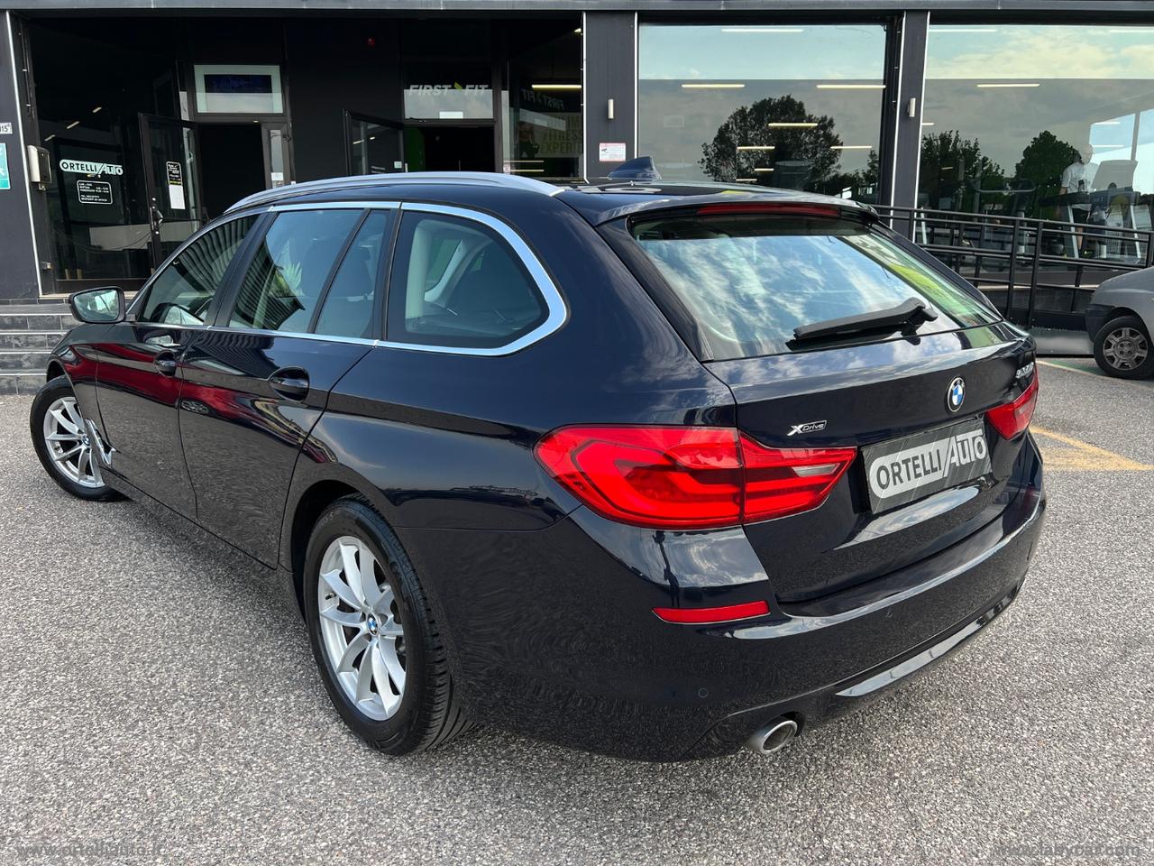 BMW 530d xDrive Touring Business