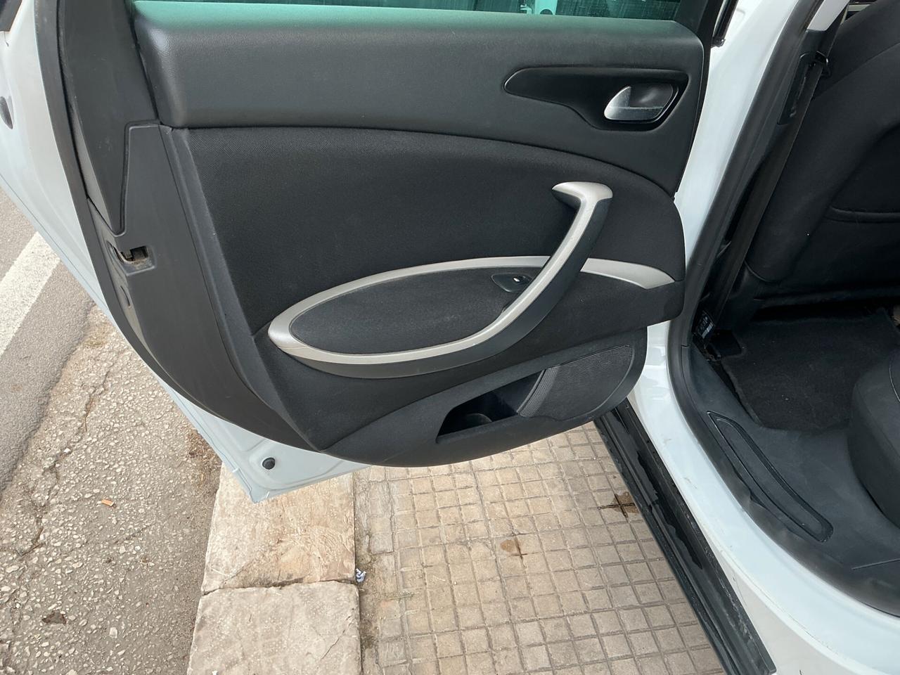 Citroen C5 1.6 e-HDi 110 airdream CMP-6 Seduction