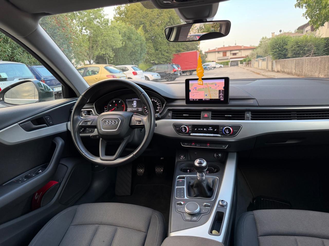 Audi A4 Avant 2.0 TDI 150 CV Business Sport