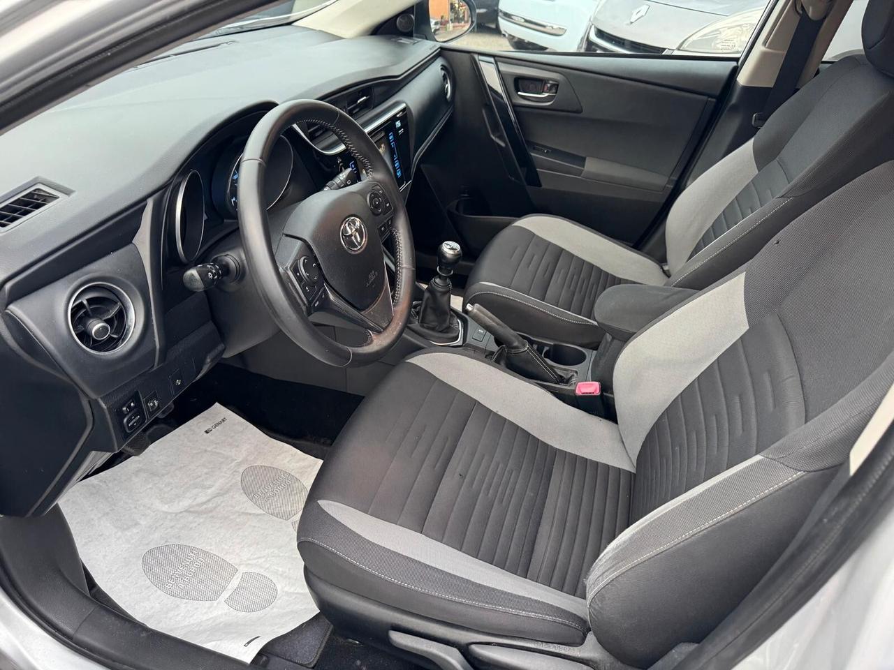 Toyota Auris TOURING SPORTS 1.6 D-4D BUSINESS 2017